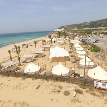Betzet Beach Campsite Hotel Bezet Bagian luar foto